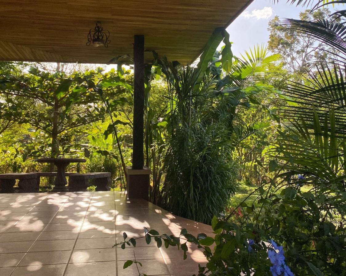 Villa Hortensias La Fortuna Exterior photo
